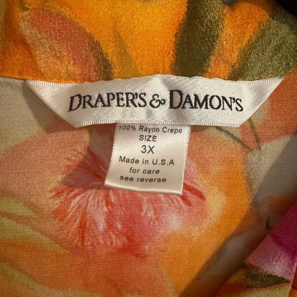 Draper's & Damon's Tropical Button Blouse Plus Size 3X - Picture 4 of 6